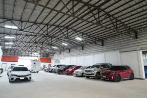 ลานจอดกว้าง Don Mueang Park & Fly ที่จอดรถสนามบินดอนเมือง รองรับรถจำนวนมาก